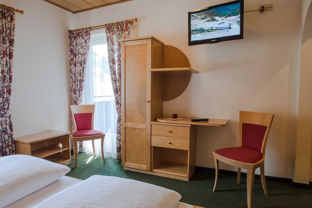 Comfort Doppelzimmer mit Balkon - 2 Erwachsene und 1 Kind